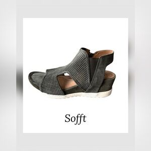 Sofft Gray and Green Sandals with Perforated Design